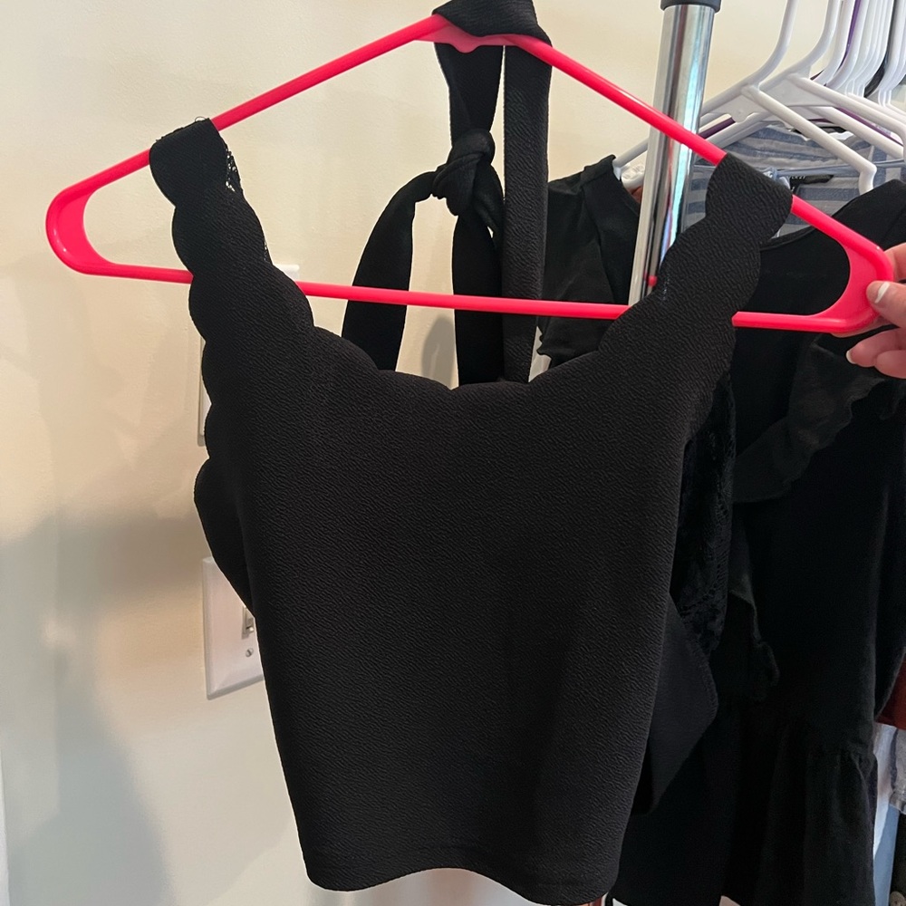 VARIETY TANKS AND CROP TOPS